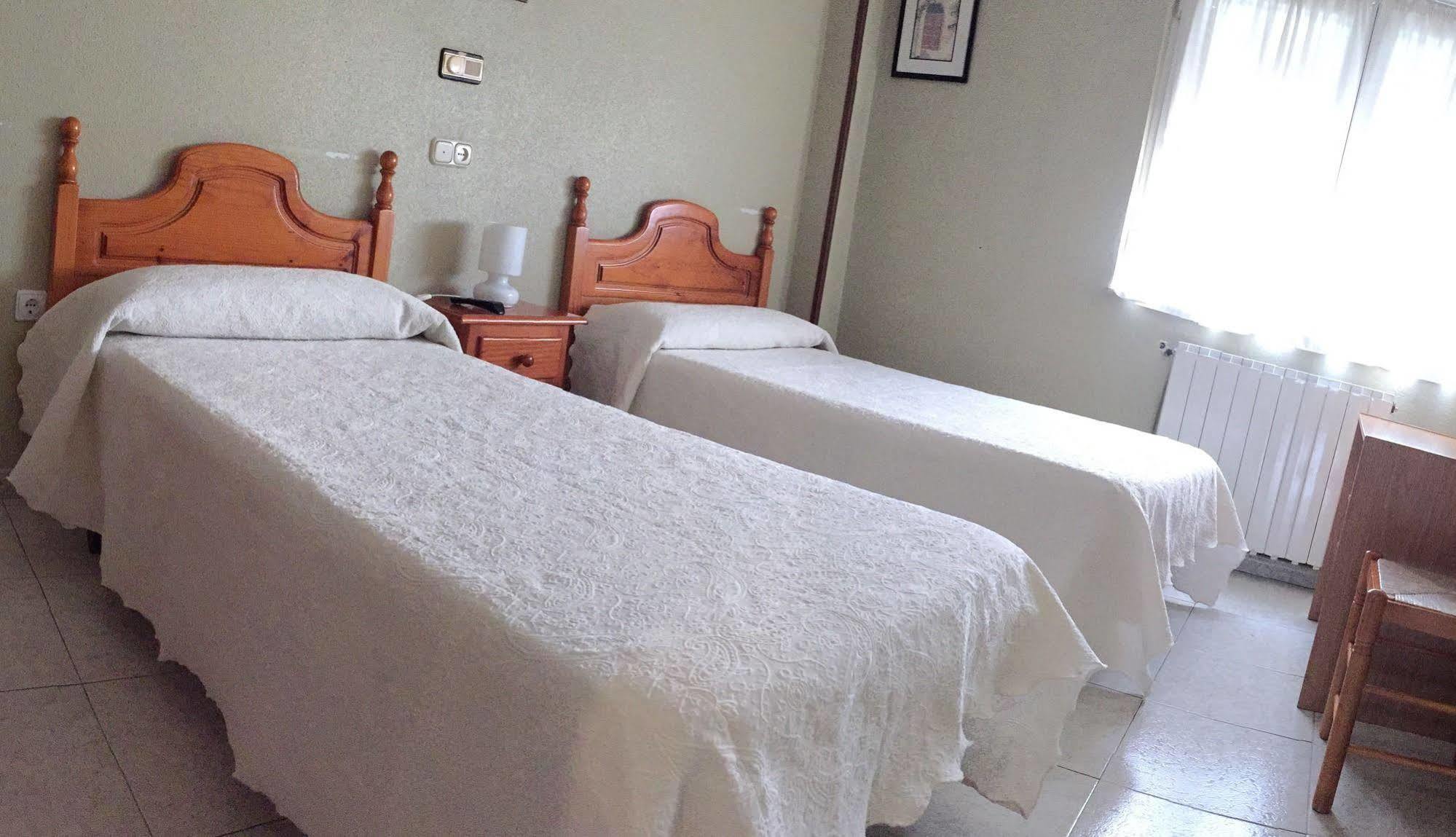 Hostal Sol Naciente Leon Exterior photo
